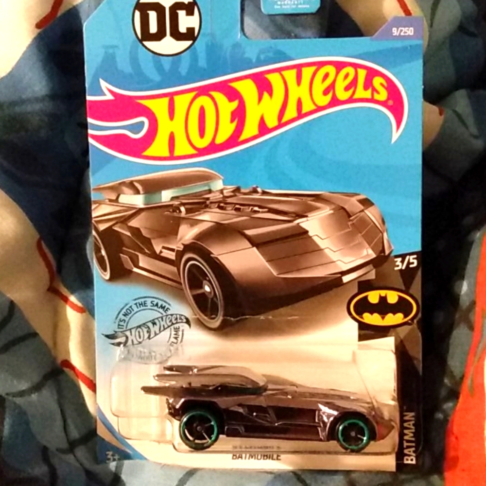 Hot Wheel DC Batmobile